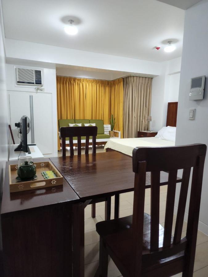 Zoe Amarah Condotel Manila Exterior photo